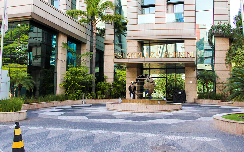 Hotel-Plaza-Berrini