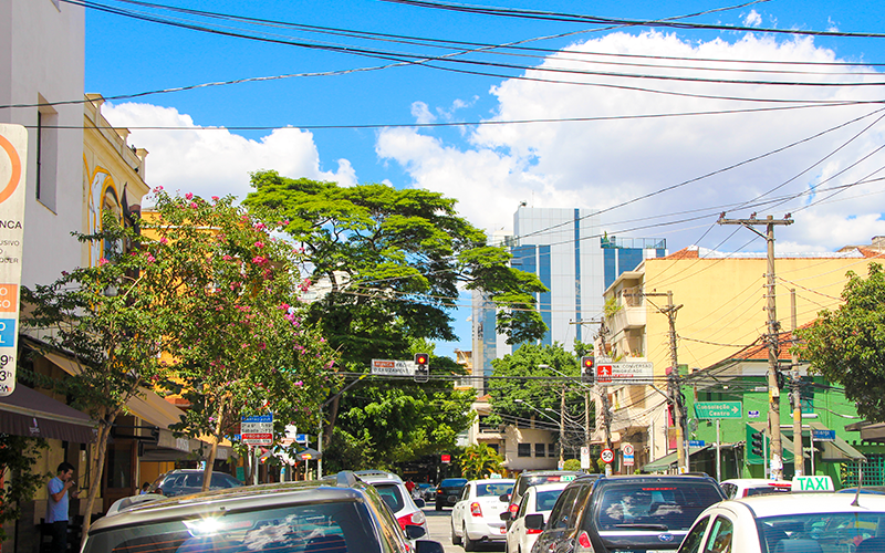 Vista da rua em Pinheiros